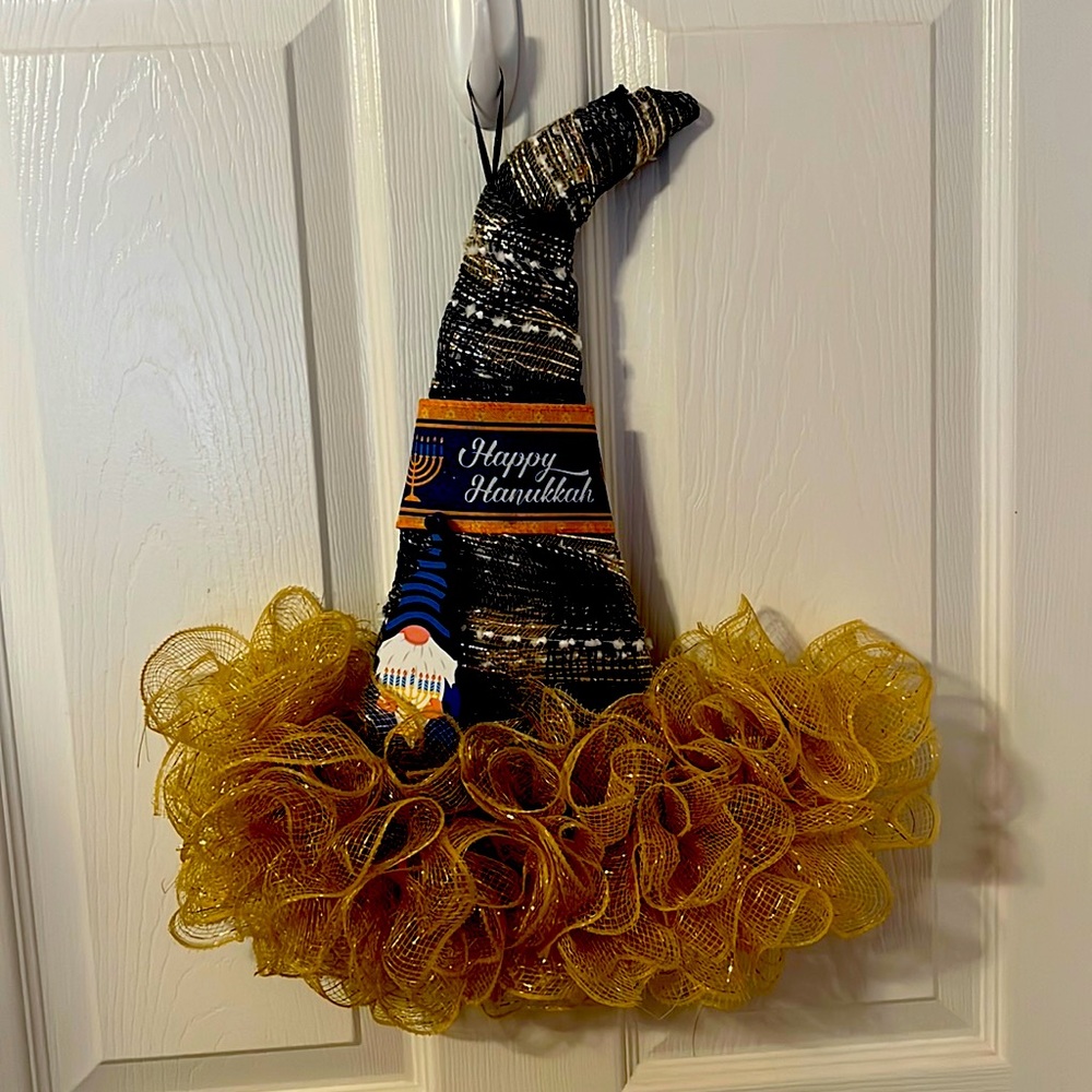 Hanukkah hat wreath